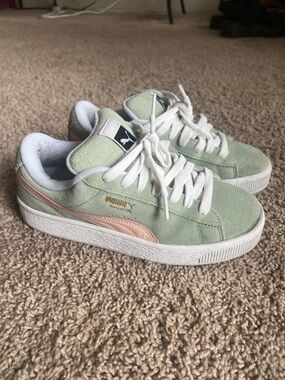 Puma Suede Low-Top Sneakers in Sage Green with Pale Pink Stripe
